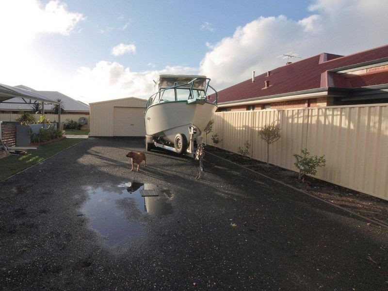 2 Edith Agnes Circle, West Busselton WA 6280