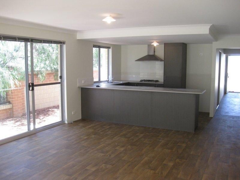 3/2 Cambridge Boulevard, Abbey WA 6280