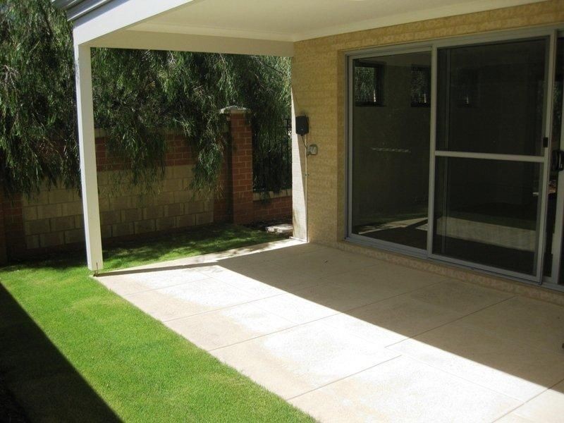 3/2 Cambridge Boulevard, Abbey WA 6280