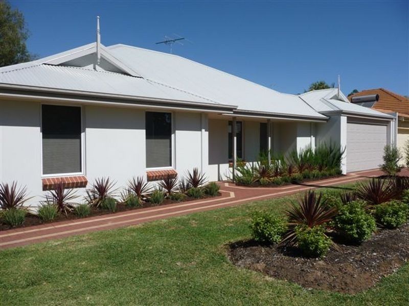 13 Bay View Street, Busselton WA 6280