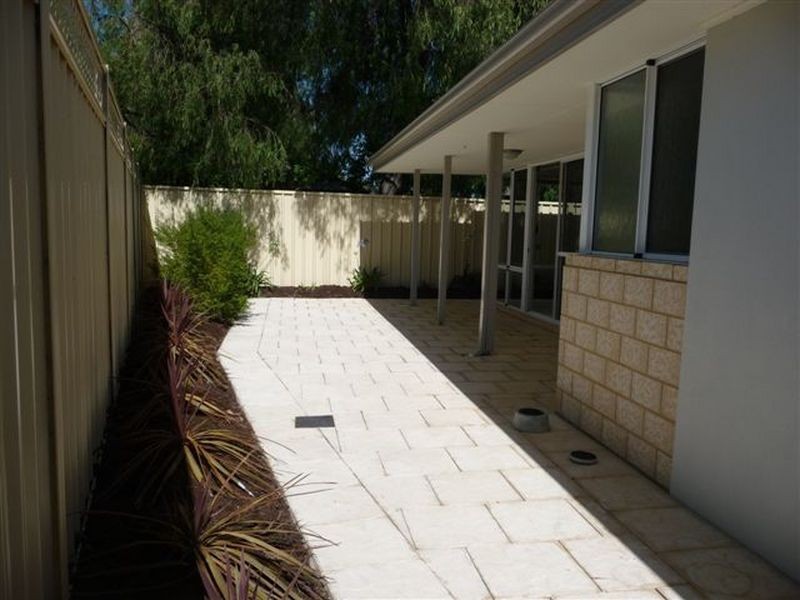 13 Bay View Street, Busselton WA 6280