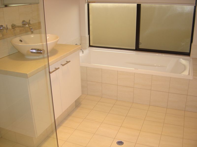 4 Canola Grove, Busselton WA 6280