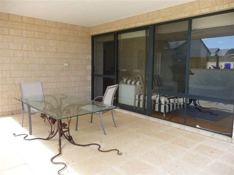 3/11 King Street, Busselton WA 6280
