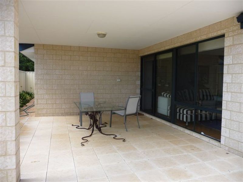 3/11 King Street, Busselton WA 6280