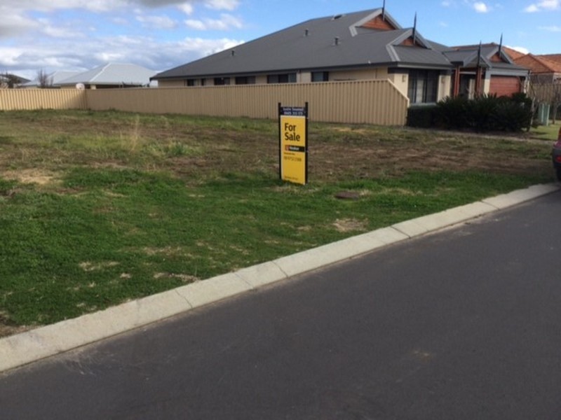 52 Marseilles Drive, Yalyalup WA 6280