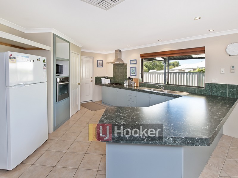 57 Honeyeater Crescent, Geographe WA 6280