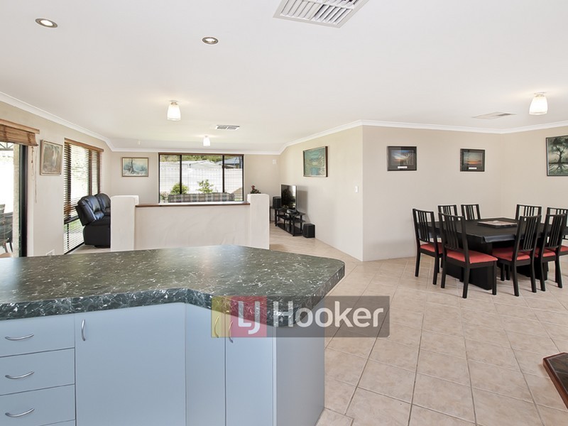 57 Honeyeater Crescent, Geographe WA 6280