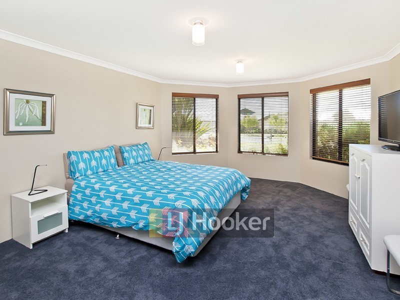 57 Honeyeater Crescent, Geographe WA 6280