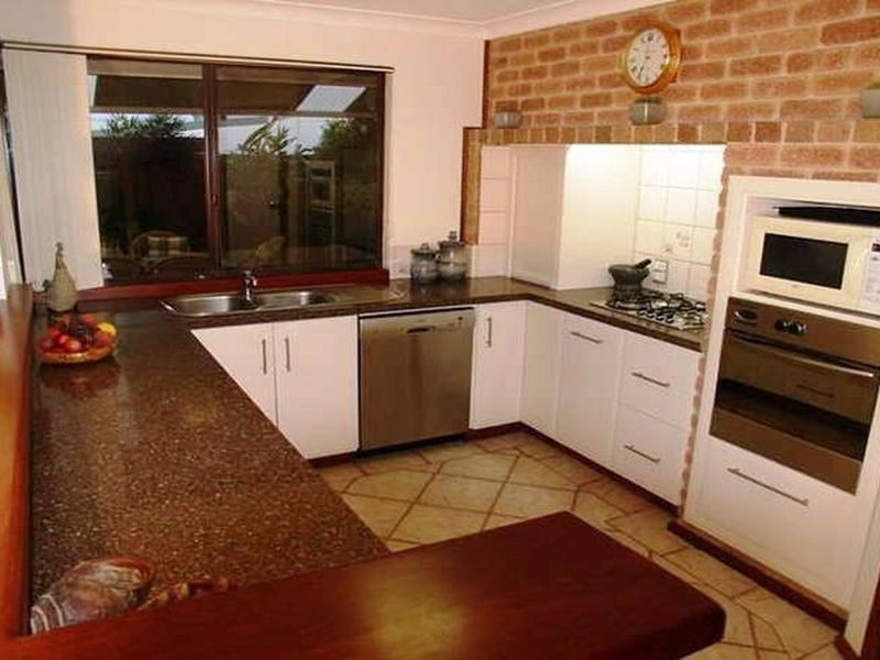 25 Averil Street, Abbey WA 6280