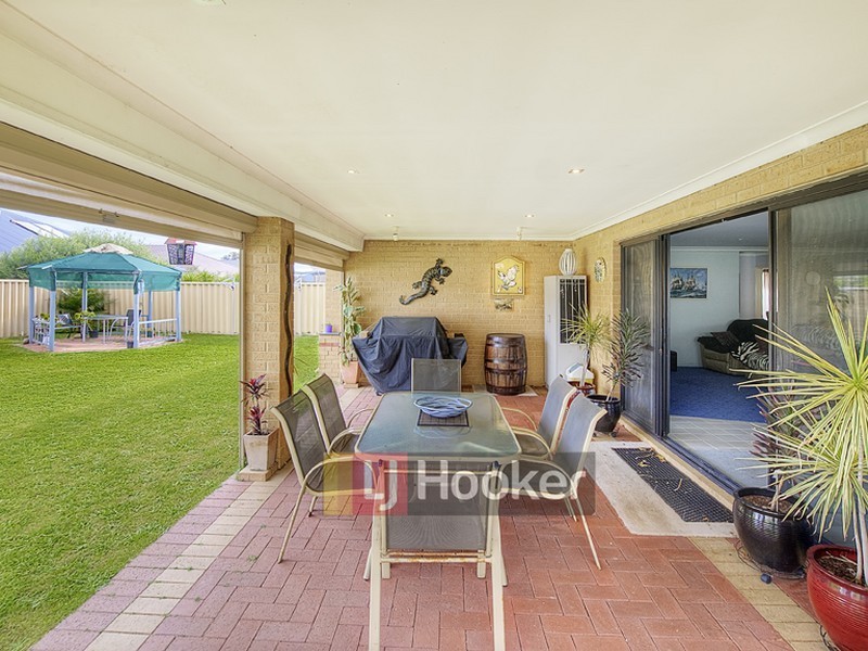 24 Marseilles Drive, Yalyalup WA 6280