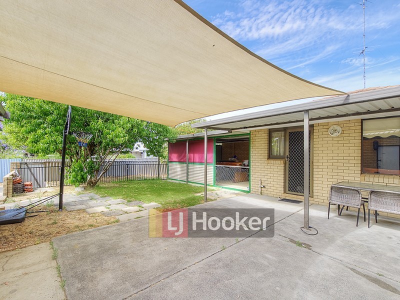 13 Forrest Road, Capel WA 6271
