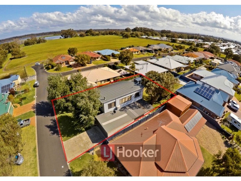 10 Travellers Well Street, Broadwater WA 6280