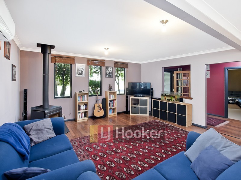 10 Travellers Well Street, Broadwater WA 6280