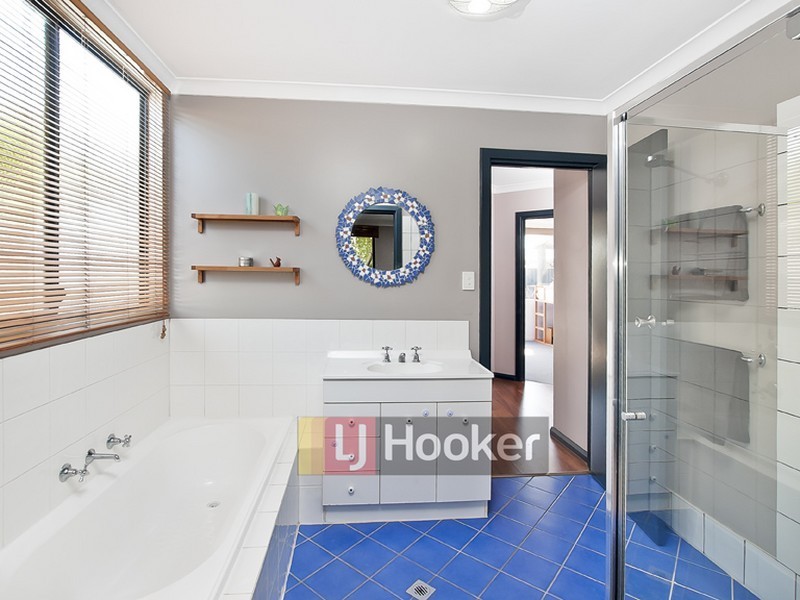 10 Travellers Well Street, Broadwater WA 6280