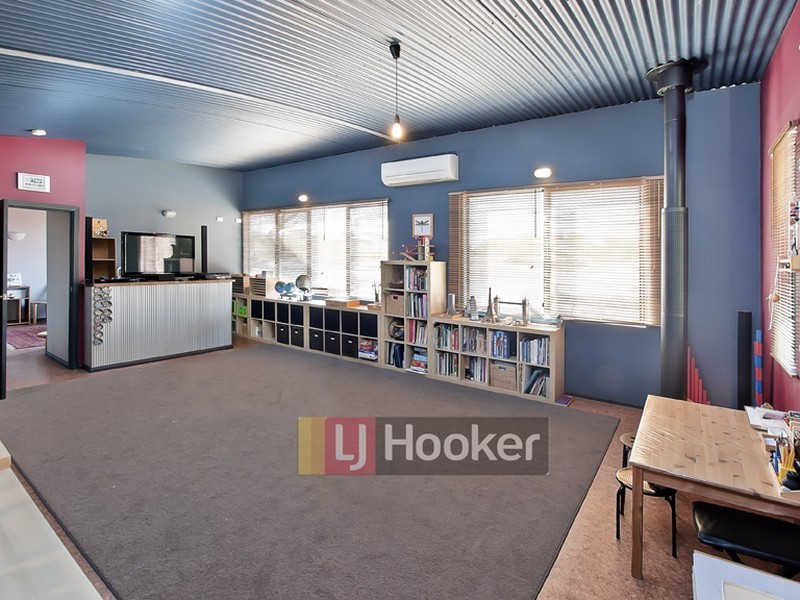 10 Travellers Well Street, Broadwater WA 6280