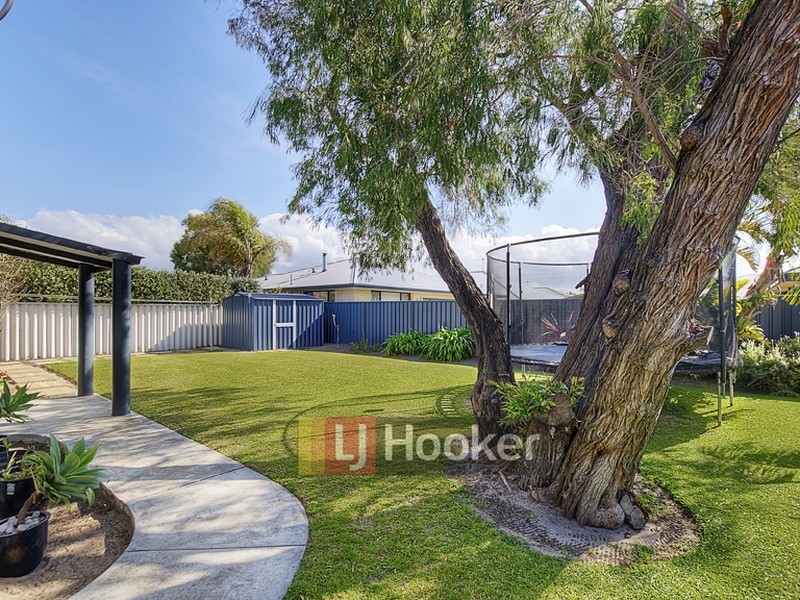 10 Travellers Well Street, Broadwater WA 6280
