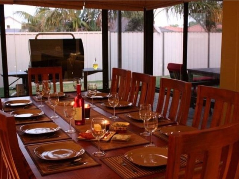 4 Ribbonvale Rise, Dunsborough WA 6281