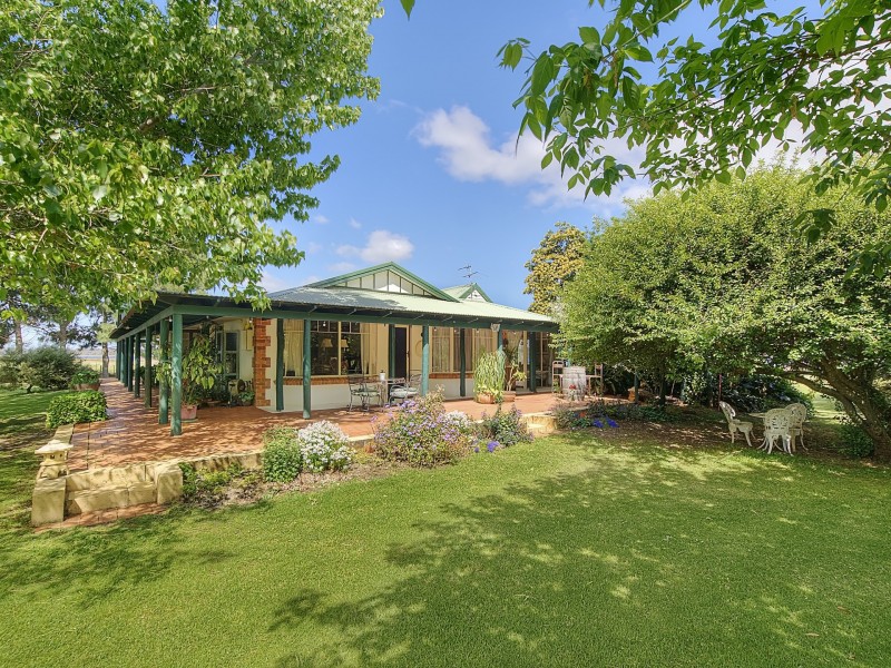 334 Forrest Beach Road, Wonnerup WA 6280