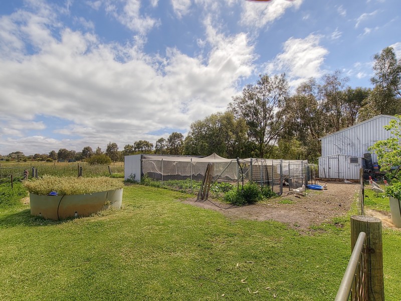 334 Forrest Beach Road, Wonnerup WA 6280