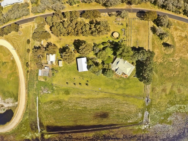 334 Forrest Beach Road, Wonnerup WA 6280