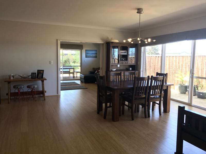 11 Lavender Gardens, Yalyalup WA 6280