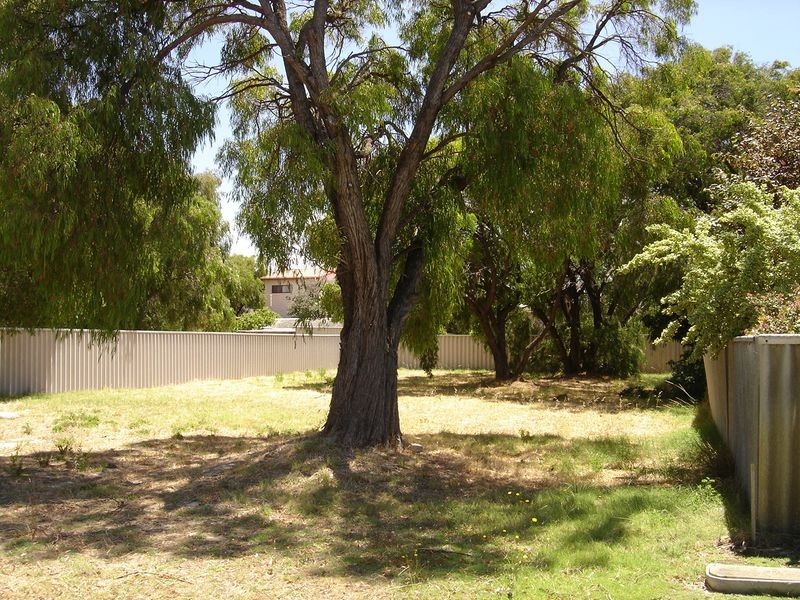 301 Marine Terrace, Geographe WA 6280