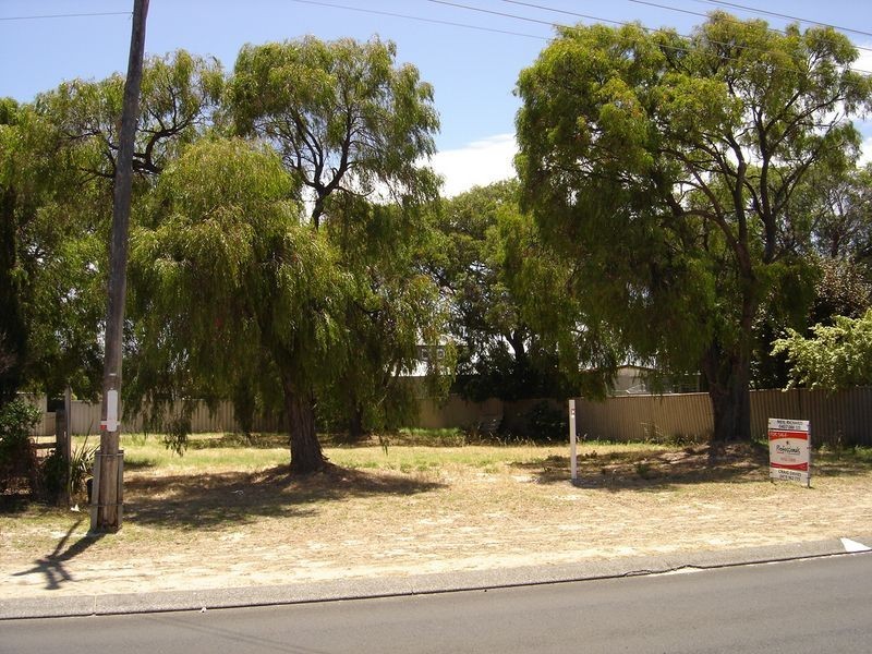 301 Marine Terrace, Geographe WA 6280