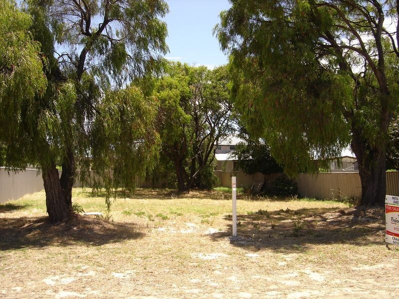 301 Marine Terrace, Geographe WA 6280