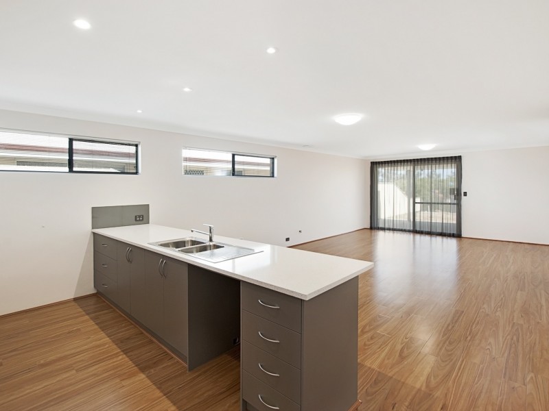 6 Oban Lane, Yalyalup WA 6280