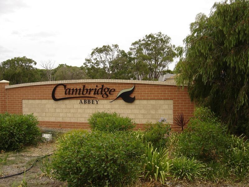 10 Black Wattle Way, Busselton WA 6280