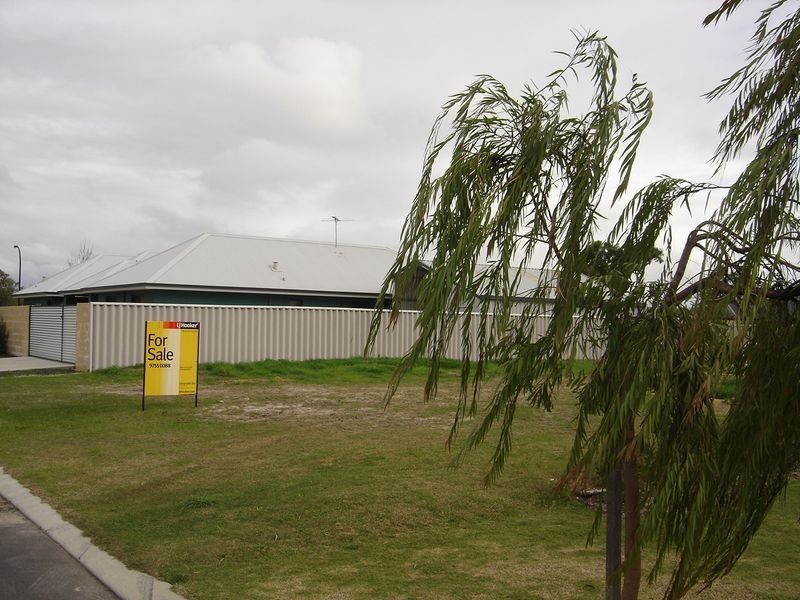 10 Black Wattle Way, Busselton WA 6280
