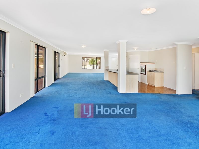 43 Honeyeater Crescent, Geographe WA 6280