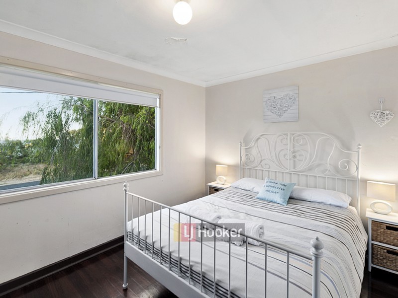 568 Geographe Bay Road, Abbey WA 6280