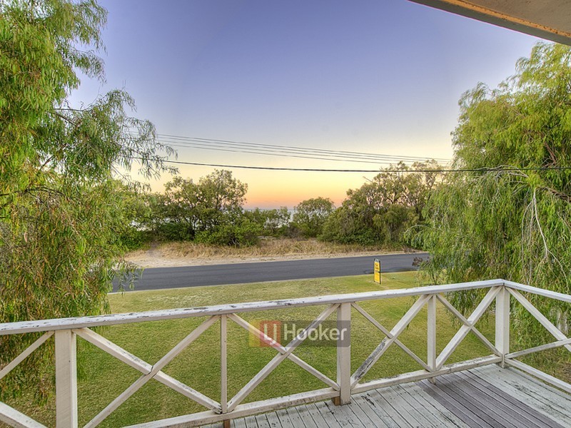 568 Geographe Bay Road, Abbey WA 6280