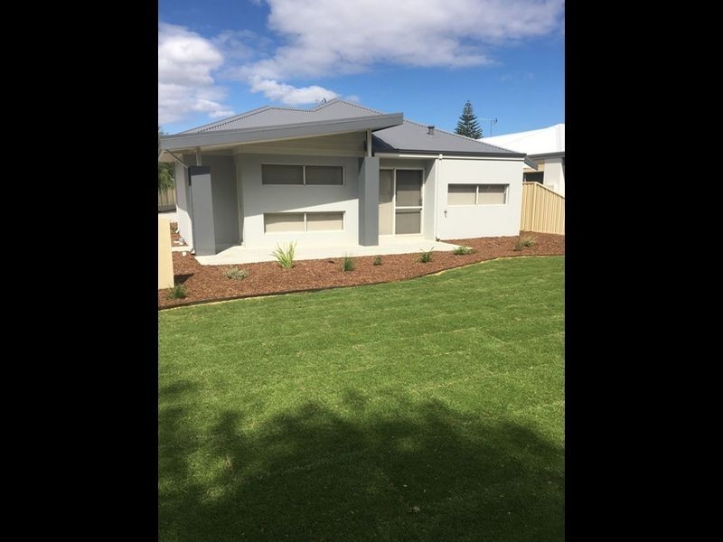 2/180 Duke Street, Busselton WA 6280