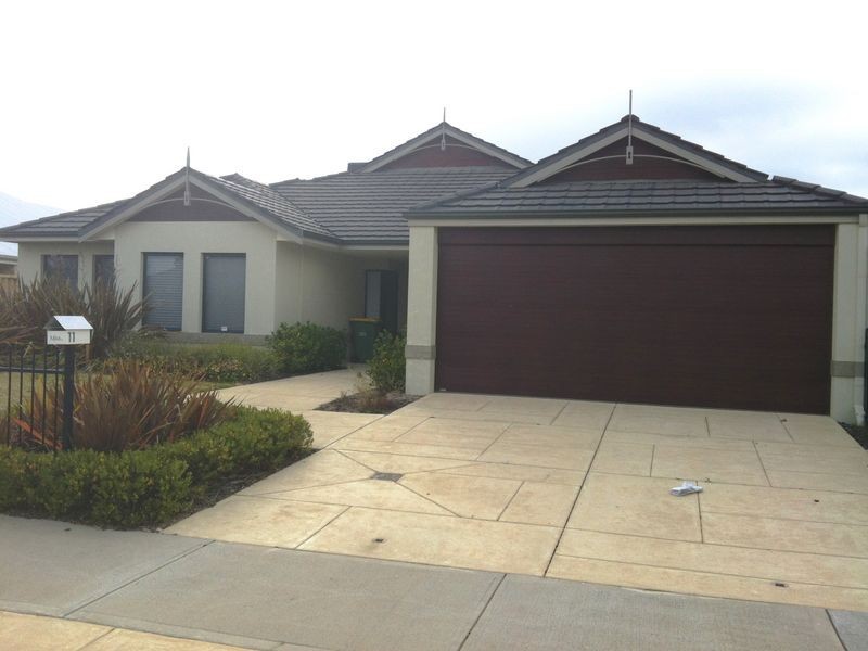 11 Nougat Crescent, Yalyalup WA 6280