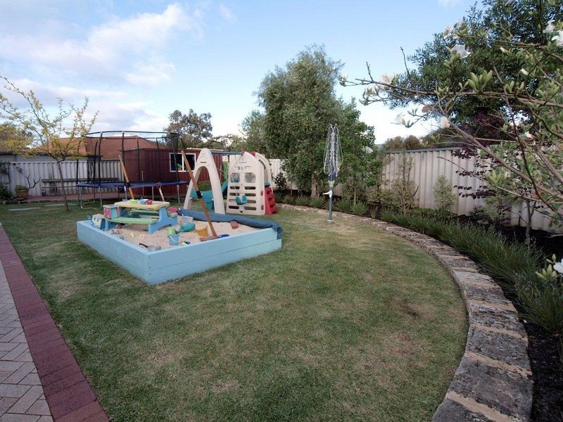 6 Karrinyup Retreat, Busselton WA 6280