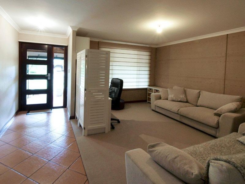 6 Karrinyup Retreat, Busselton WA 6280