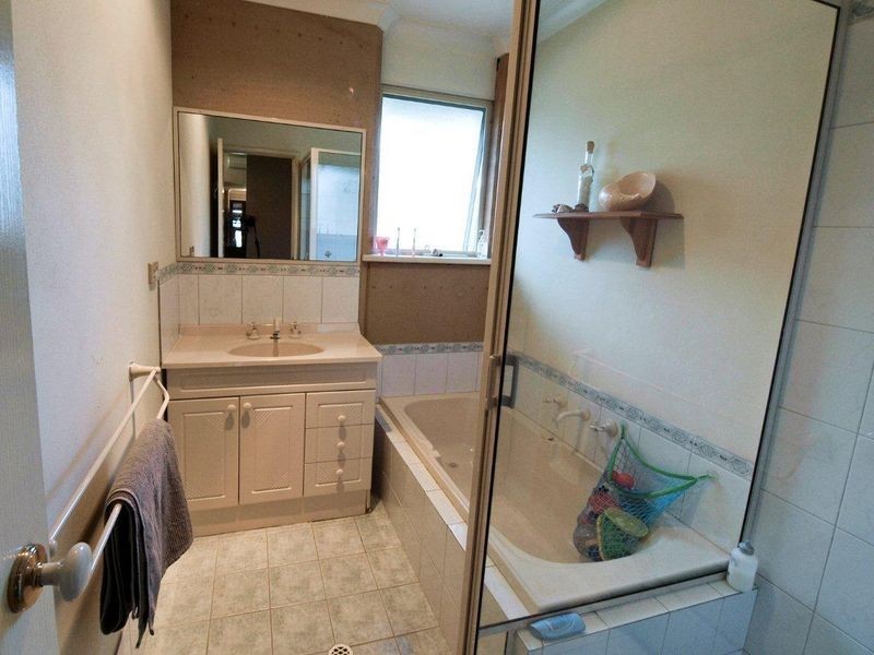 6 Karrinyup Retreat, Busselton WA 6280