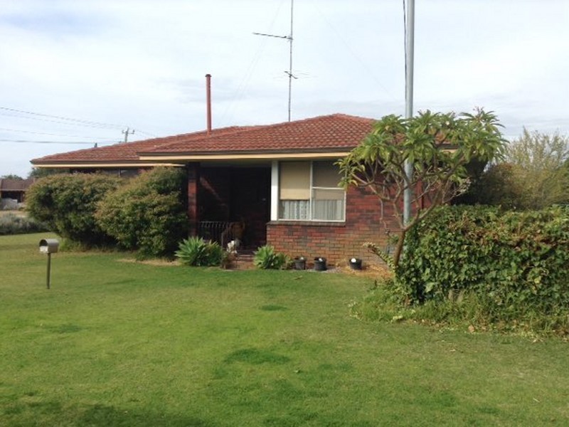 2 Knapton Street, West Busselton WA 6280