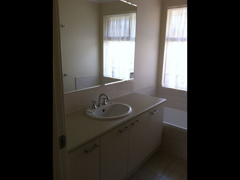 4 Daly Road, Yalyalup WA 6280