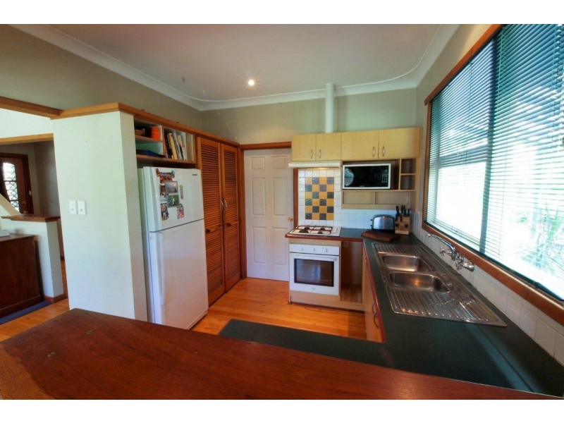 13 Dawson Avenue, Abbey WA 6280