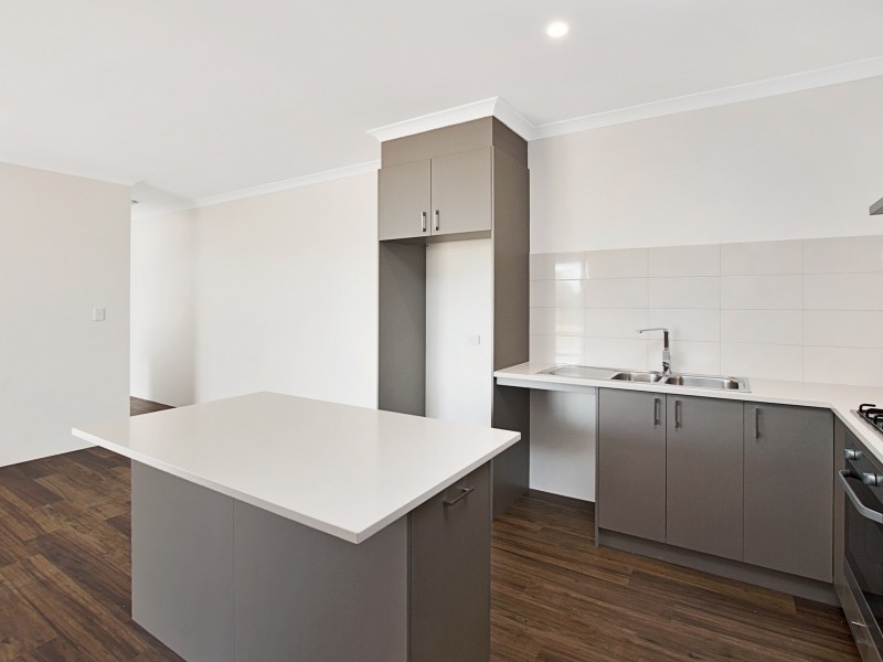 21b Paterson Drive, Yalyalup WA 6280