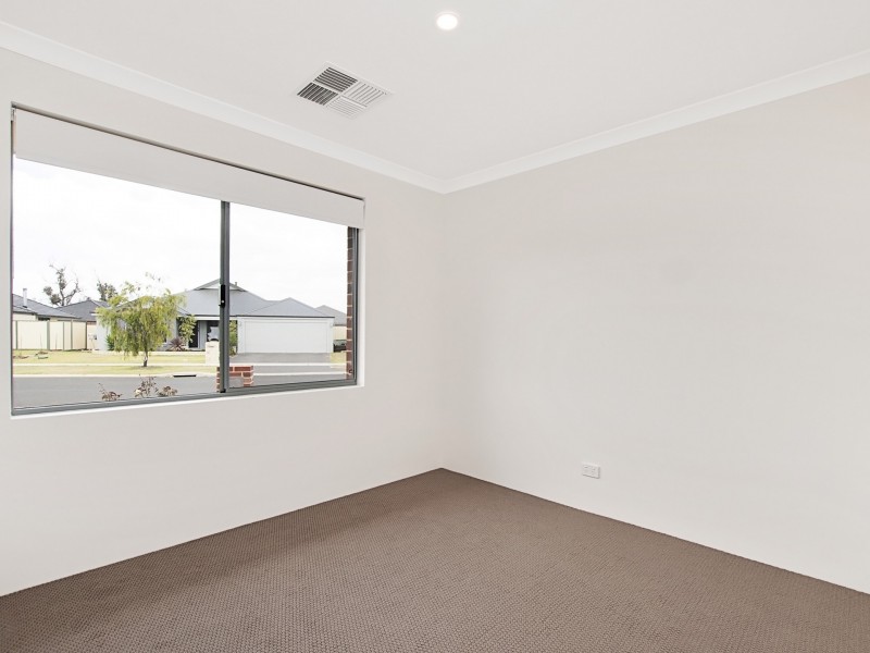 21b Paterson Drive, Yalyalup WA 6280