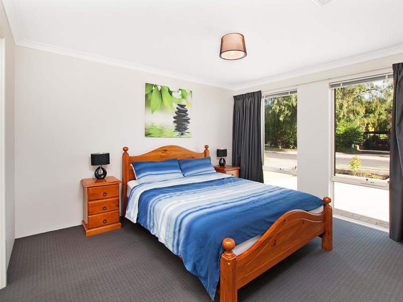 1/3 Moore Street, West Busselton WA 6280