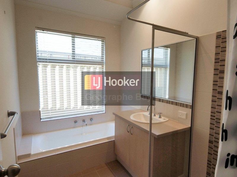 11 Nougat Crescent, Yalyalup WA 6280