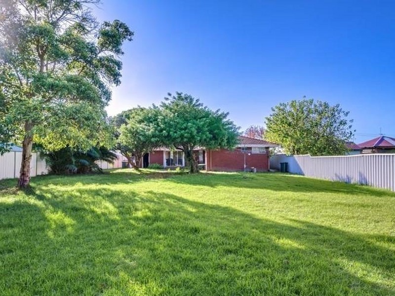 80 Reynolds Street, West Busselton WA 6280