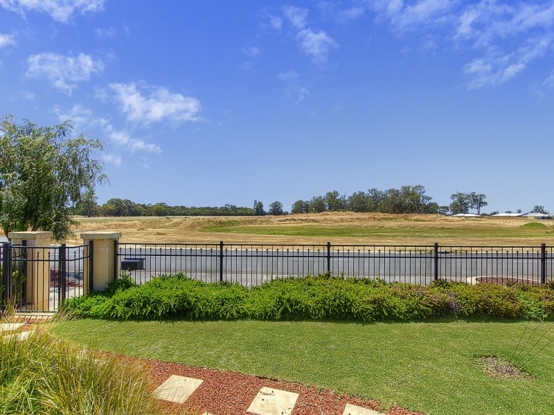 4 Sunflower Turn, Yalyalup WA 6280