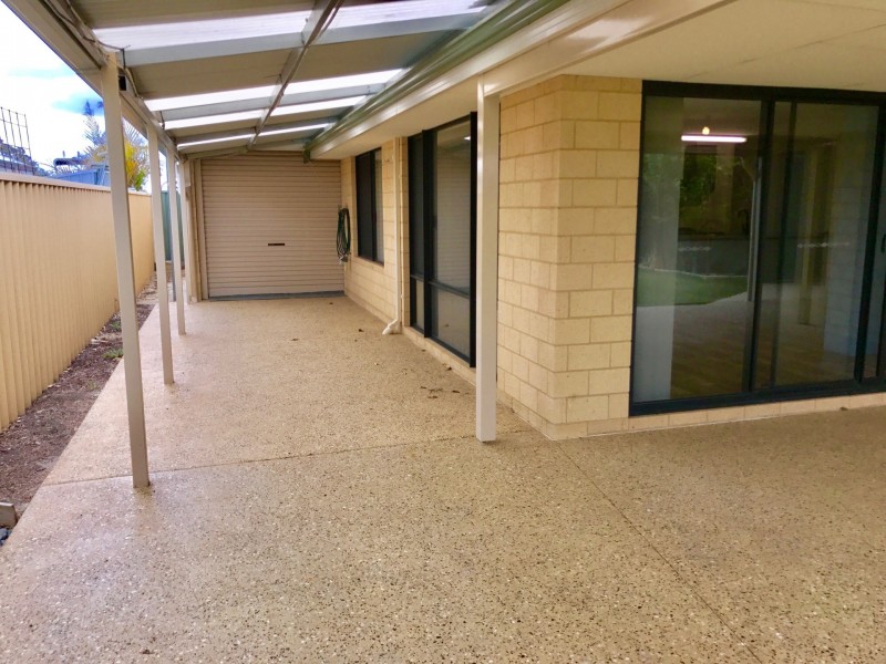 6 Gigondas Street, Yalyalup WA 6280