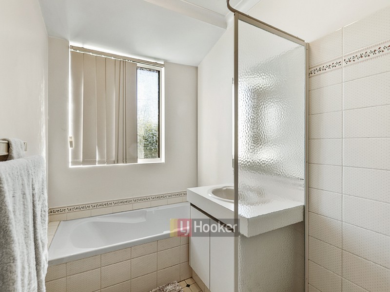 104B Hadfield Avenue, Broadwater WA 6280
